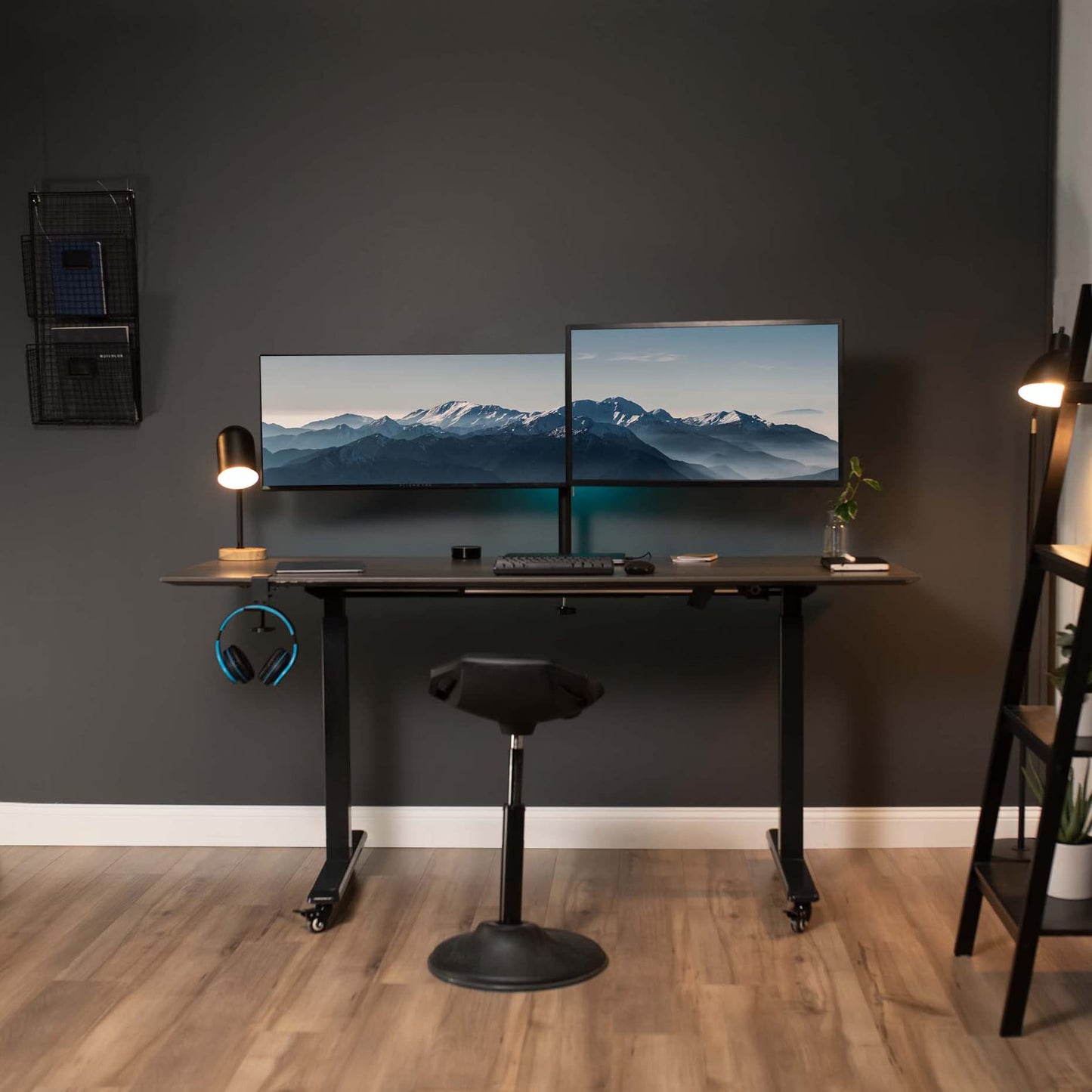 Soporte de Montaje de Escritorio VIVO Negro para Monitor Dual de Movimiento Completo VESA