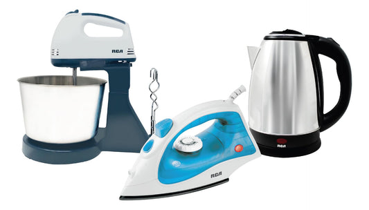 Combo Hogar RCA Acero Inoxidable Tetera Eléctrica Plancha de Vapor y Batidora de Mano para Cocina y Hogar