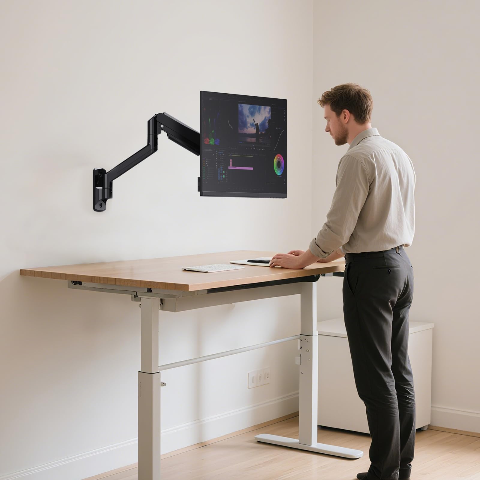 Soporte para Monitor WALI Negro con Brazo Ajustable para Monitores de 17 a 32 Pulgadas 10 kg