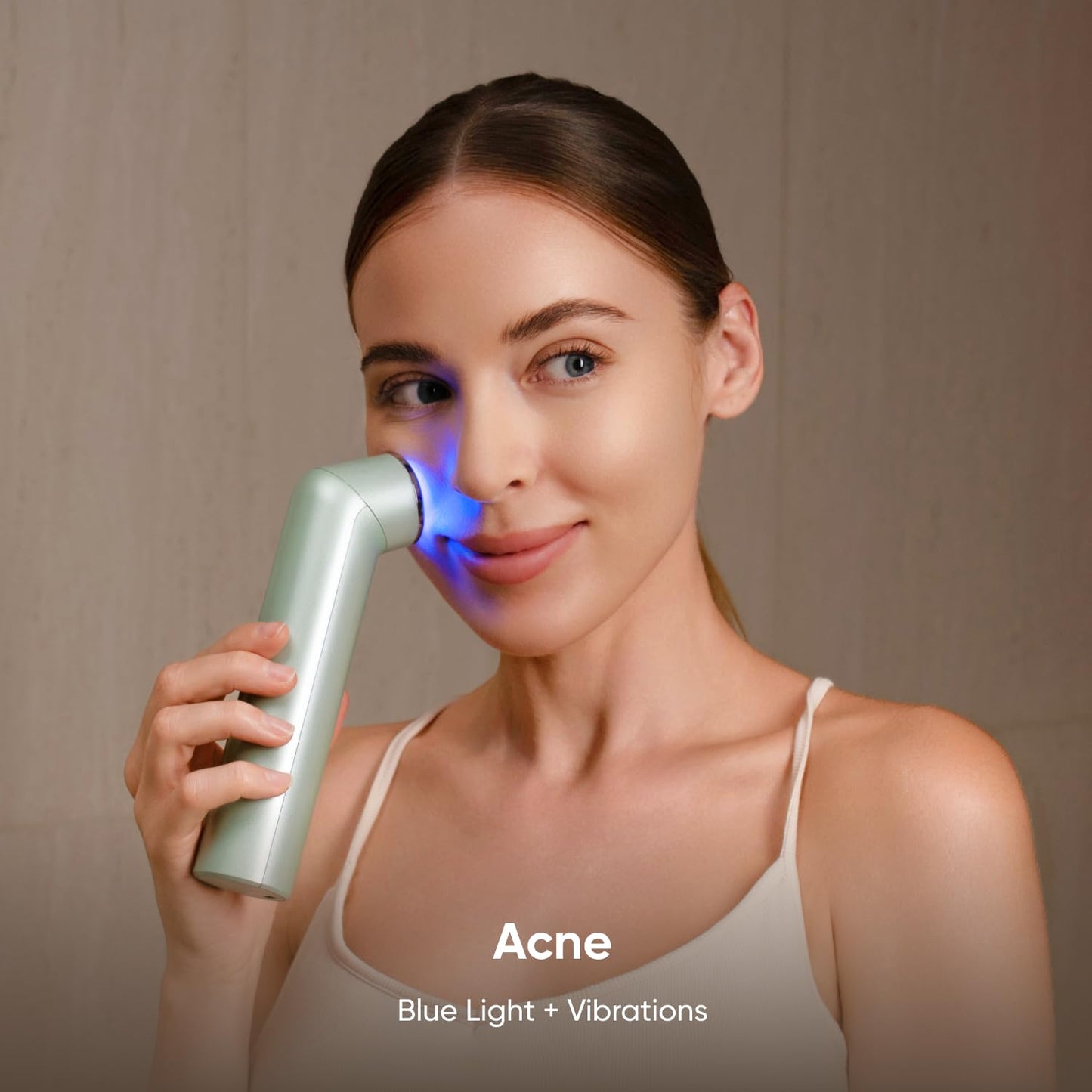 Nanoleaf Varita de fototerapia 6 en 1 aprobada por la FDA para rostro y cuello, masajeador facial con luz roja y azul, vibración, calor y enfriamiento, dispositivo de fototerapia para el antienvejecim