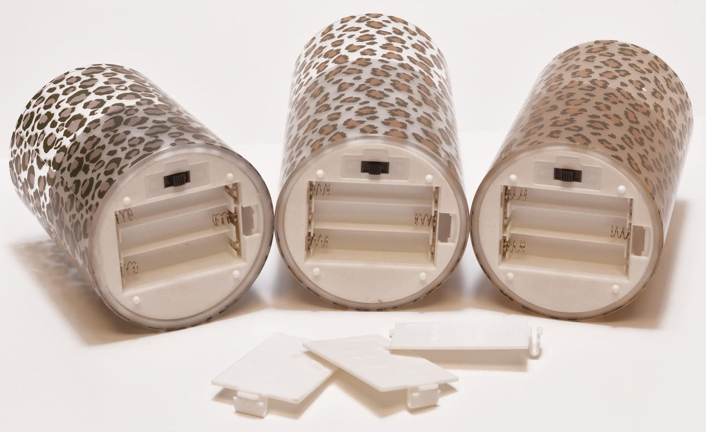 Velas LED de Vidrio Mark Feldstein & Associates Leopardo Salvaje sin Llama Juego de 3