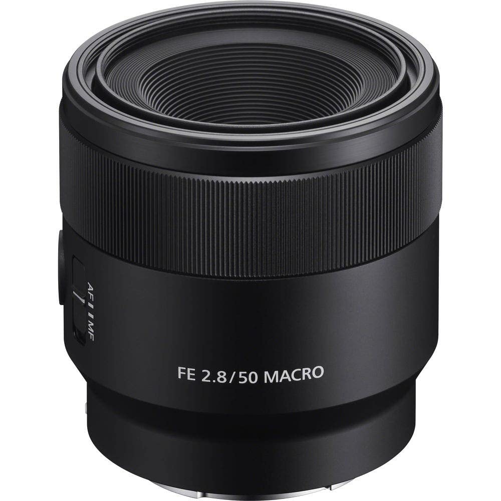 Sony Lente Macro Fijo 50mm F2.8 Montura E Full Frame - FE con Estabilizador Steady Shot óptico (OSS) SEL50M28