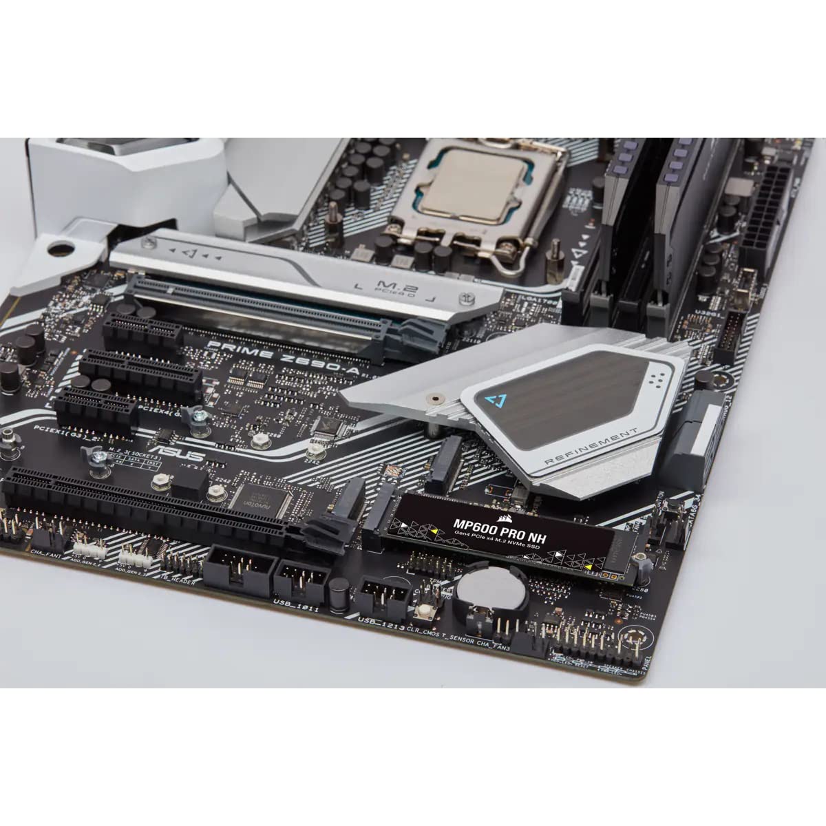 Corsair MP600 Pro NH 4TB PCIe Gen4 x4 NVMe M.2 SSD – Alta Densidad TLC NAND – M.2 2280 – Compatible con DirectStorage – hasta 7.000 MB/seg – Sin disipador de Calor – Negro