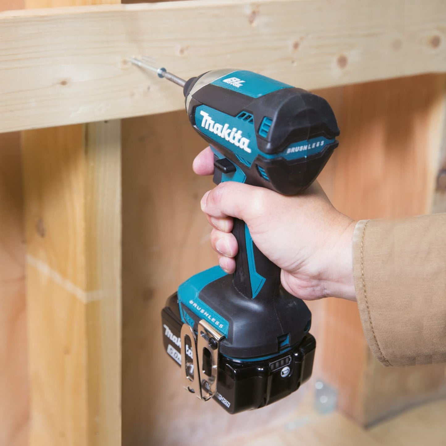 Makita Combo inalambrico 18v (DHP484 Rotomartillo+DTD153 Atornillador de impacto).DLX2180TX