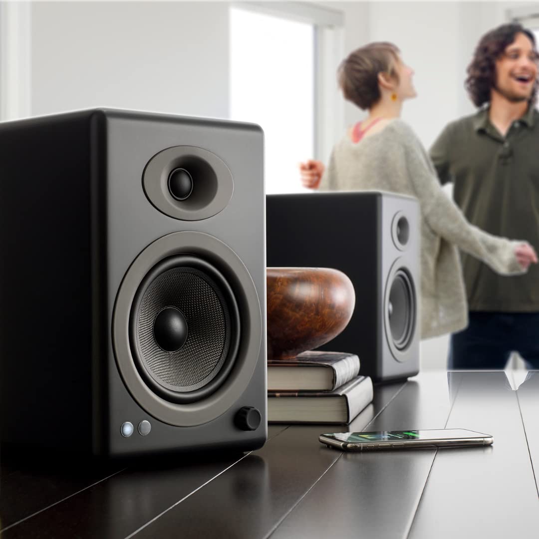 Bocinas Bluetooth Audioengine A5 Negro con aptX-HD para el Hogar y Estudio