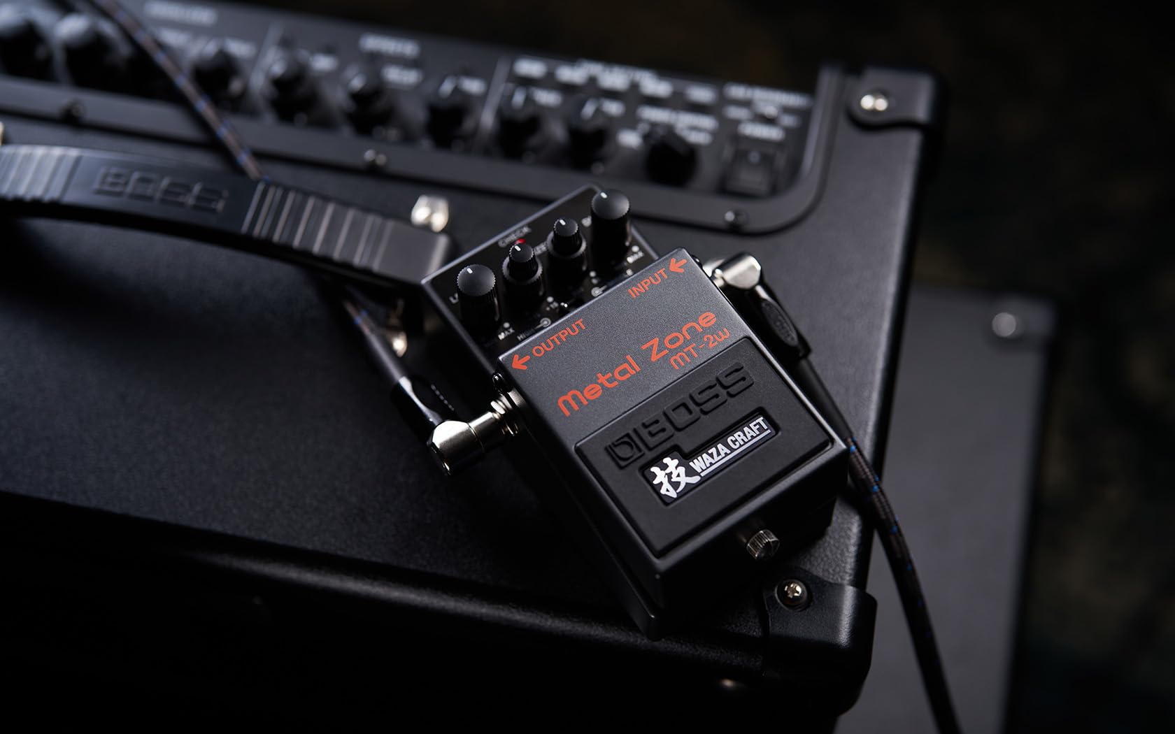 Pedal Compacto Boss Waza Metal Zone Mt-2w