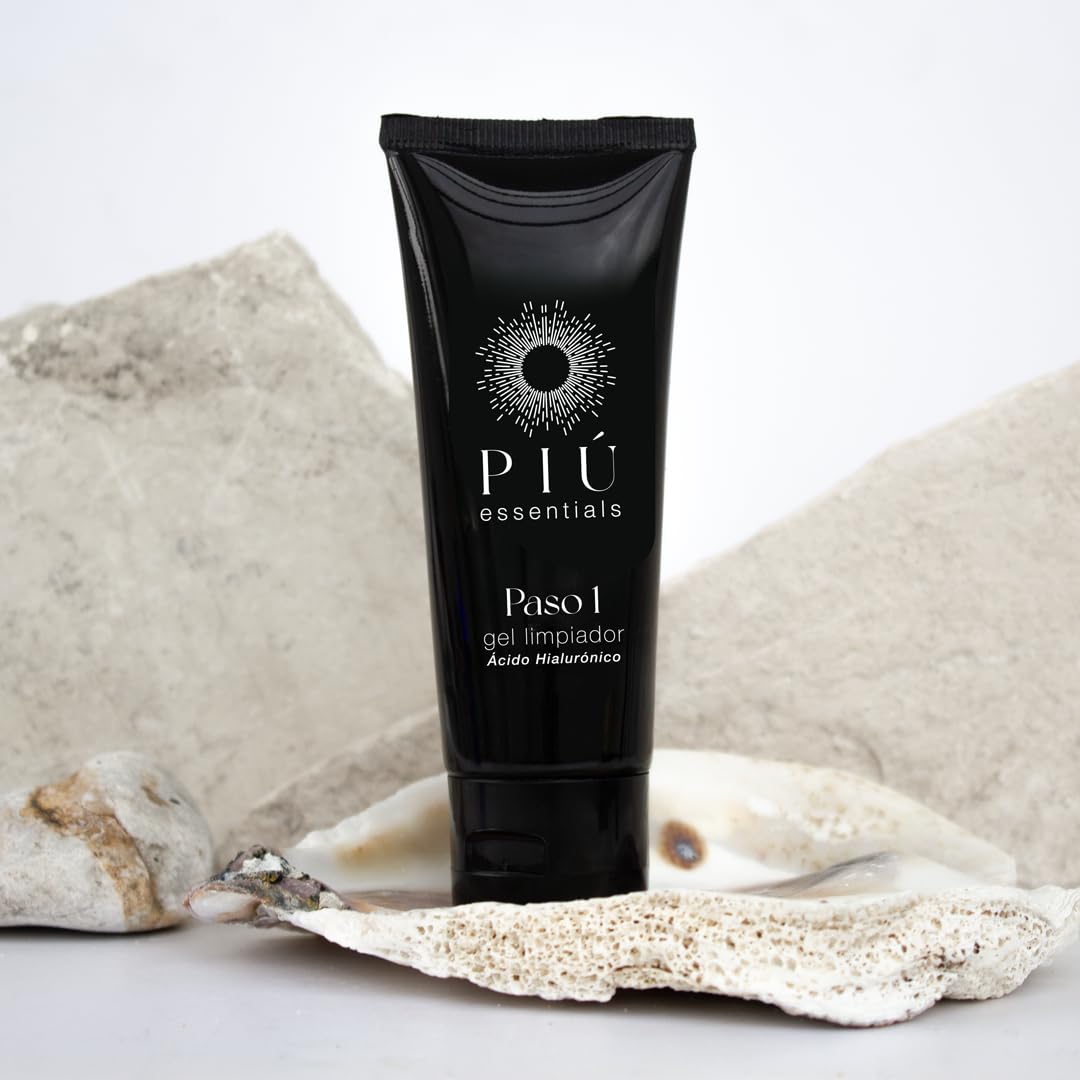 PIU ESSENTIALS Limpiador Facial Ultra Hidratante con Ácido Hialurónico, Limpieza Profunda, para Todo Tipo de Piel, Tubo 80 ml
