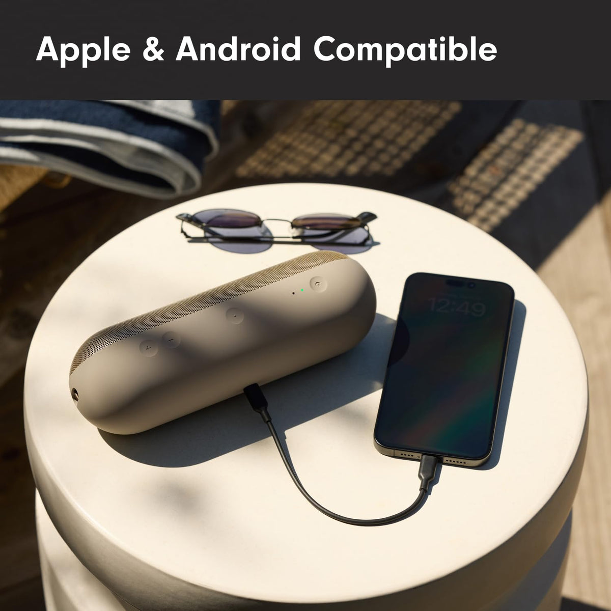 Altavoz Bluetooth Beats Pill Oro Campagne Resistente al Agua con Cargador Inalámbrico USB-C y Micrófono Integrado para Apple y Android Reacondicionado