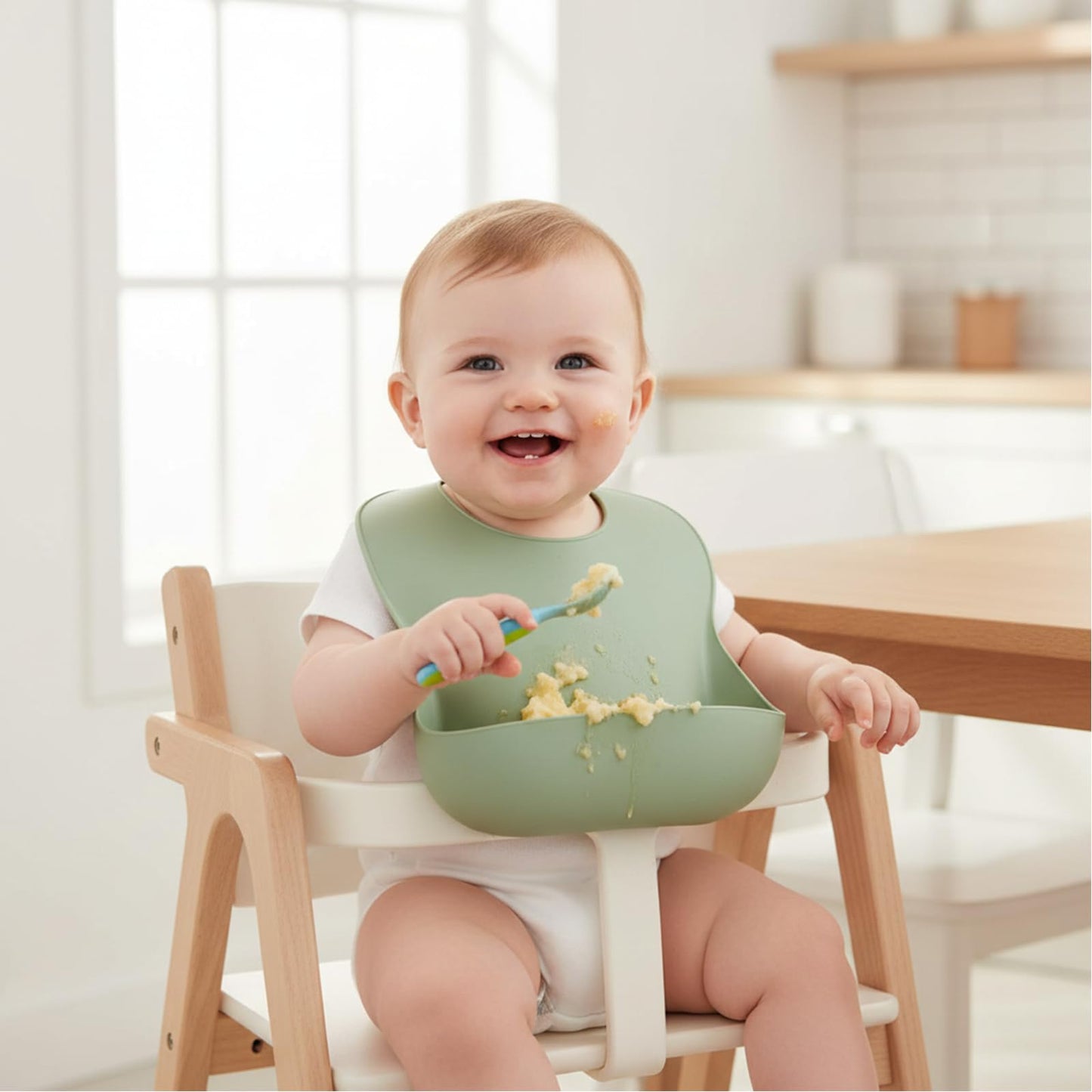 PandaEar - Juego de 3 bonitos baberos de silicona para bebés y niños pequeños (10-72 meses), impermeables, suaves, unisex, no desordenados (marrón/azul/verde)