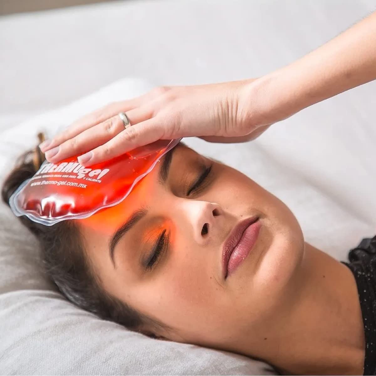 Kit de Aceite para Masaje Muscular Árbora con Árnica y Compresa Térmica Thermogel para Relajación Muscular