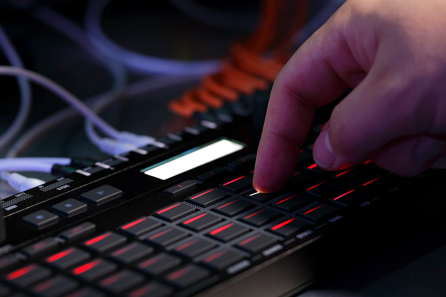 Korg, Controlador Midi de 64 teclas (SQ-64)