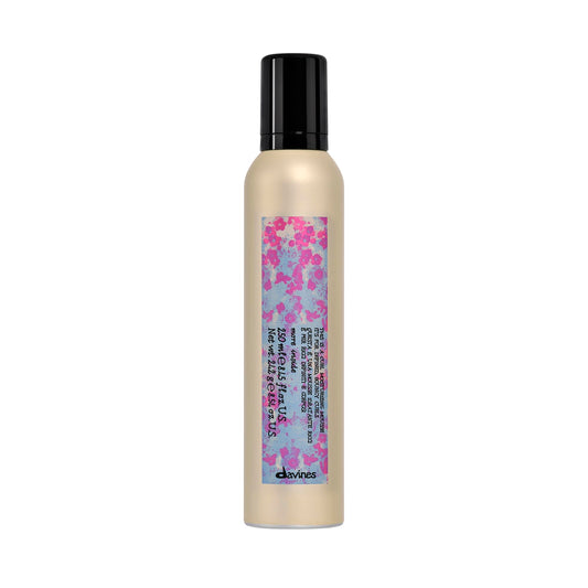 Davines This is a Curl Mousse hidratante, 8.45 fl. oz.