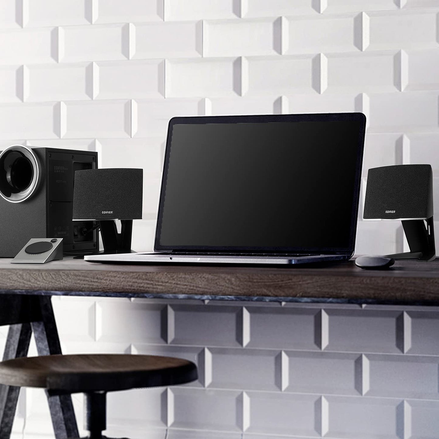 Edifier Bocina Multimedia 2.1 M203bt Bluetooth con Subwoofer