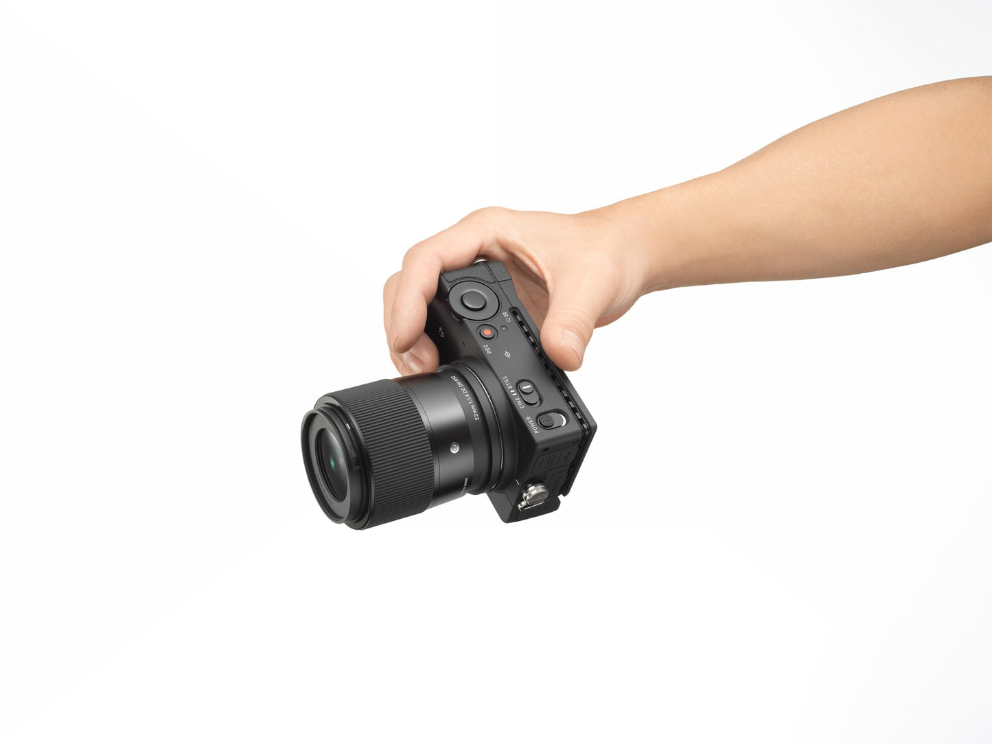 Lente Sony E SIGMA Contemporary 23mm F1.4 Mirrorless para Cámara