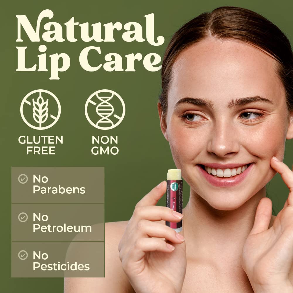 Bálsamo labial orgánico USDA de Earth's Daughter, paquete de 4 – sabor a cereza, cera de abejas, aceite de coco, vitamina E – mejor barra de reparación de labios para labios secos agrietados.