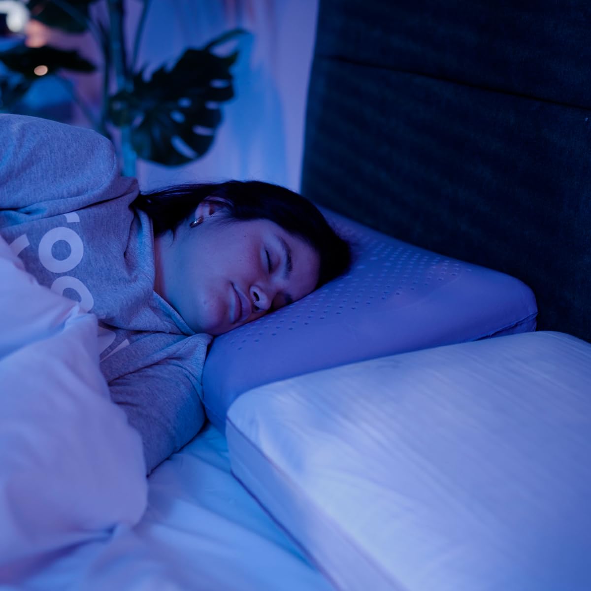 Almohada Memory Foam ROOMI Gel Infusión Ultra Fresca Confort Medio Hipoalergénica 60 x 40 cm
