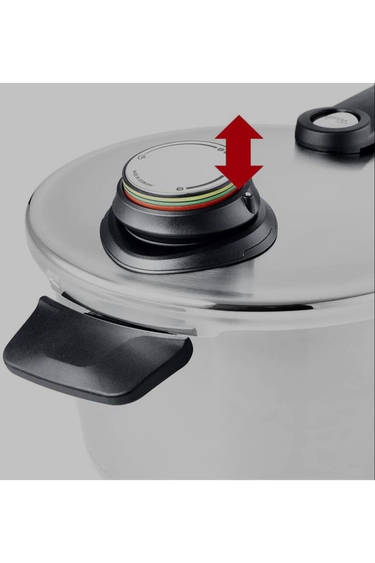 Olla de Presión Fissler Vitavit Premium con Inserto de Vapor 6.3 Cuartos