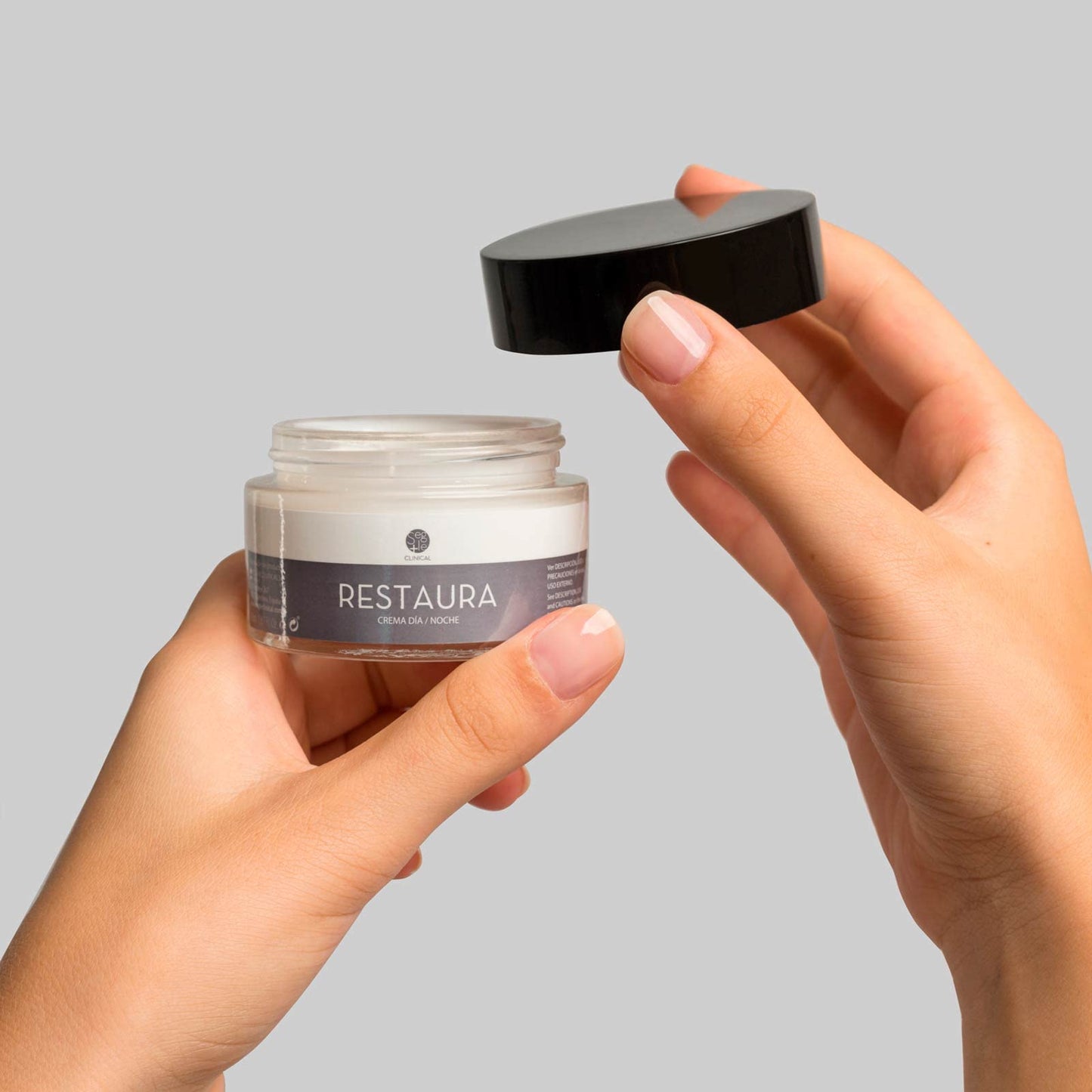 Segle Clinical Crema Restaura 50 ml. Hidratante y Antiarrugas con efecto Bótox-Like (PEQUEÑO 50 ML)