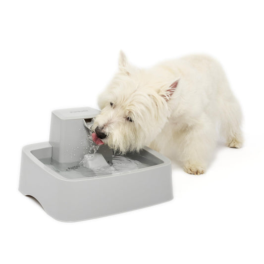 Fuente de Agua PetSafe Drinkwell Azul 1 Galón con Diseño Fácil de Limpiar y Filtro Incluido para Perros y Gatos Medianos