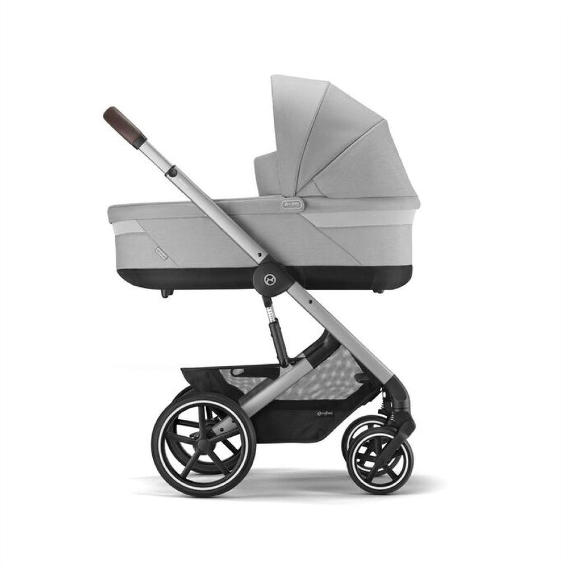 CYBEX Balios S Lux Carriola. Color Lava Grey (Silver Frame)