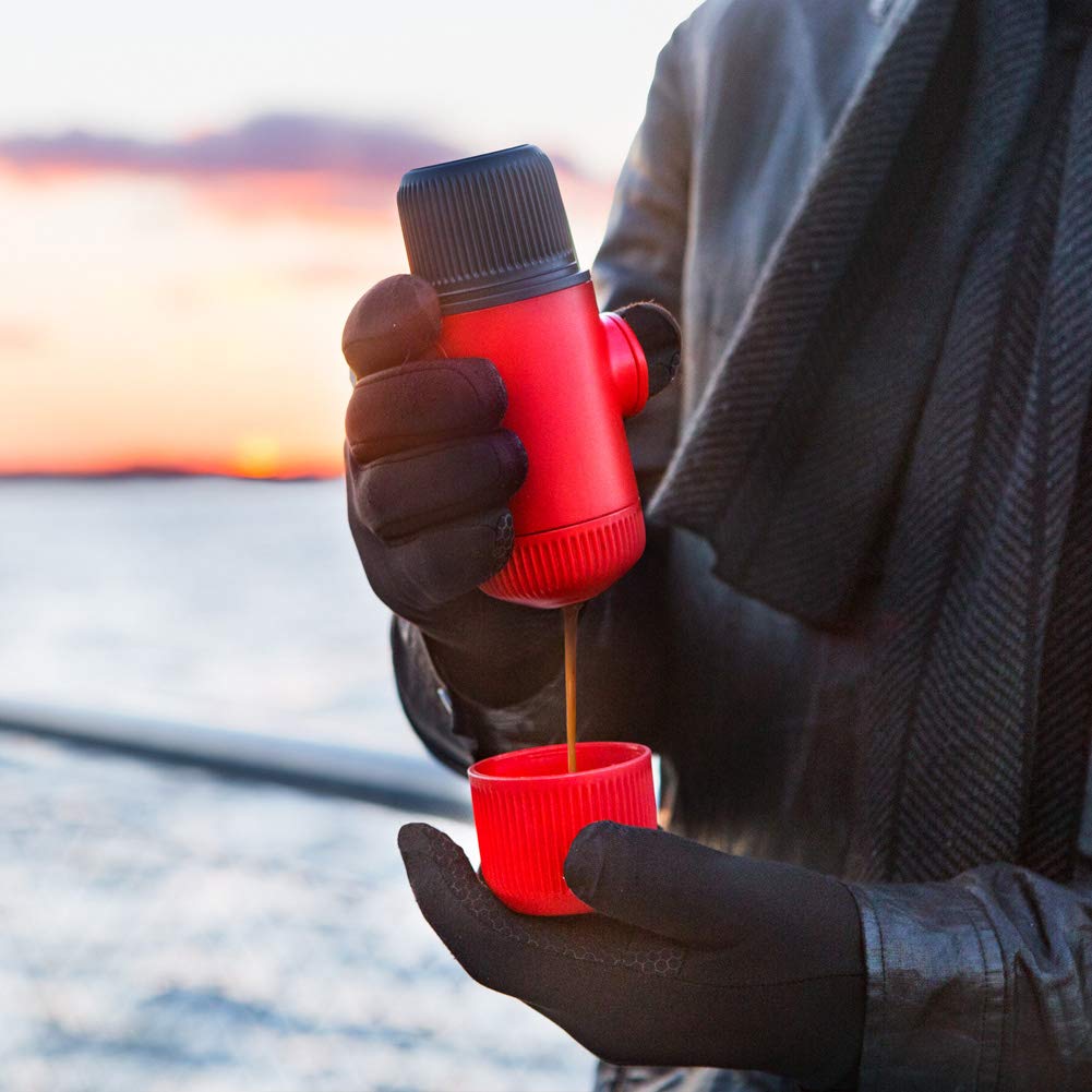 Cafetera Manual Portátil Wacaco Nanopresso Rojo Patrol para Viaje y Camping