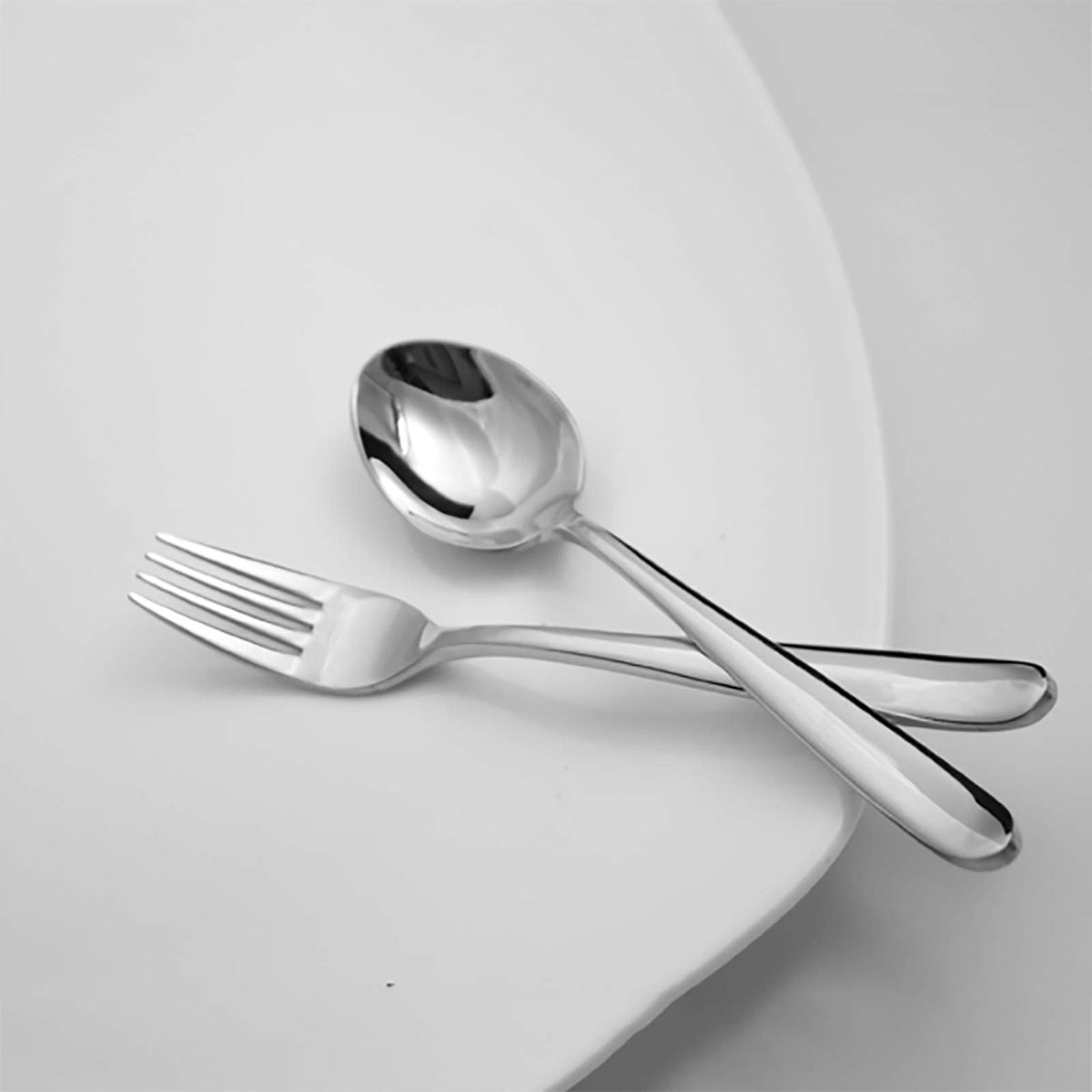 VANRA - Juego de cubiertos para niños, 3 piezas, acero inoxidable 18/10, juego de vajilla para niños, juego de cubiertos plateados, utensilios de cena para niños (acabado chapado en cromo) (cuchillo