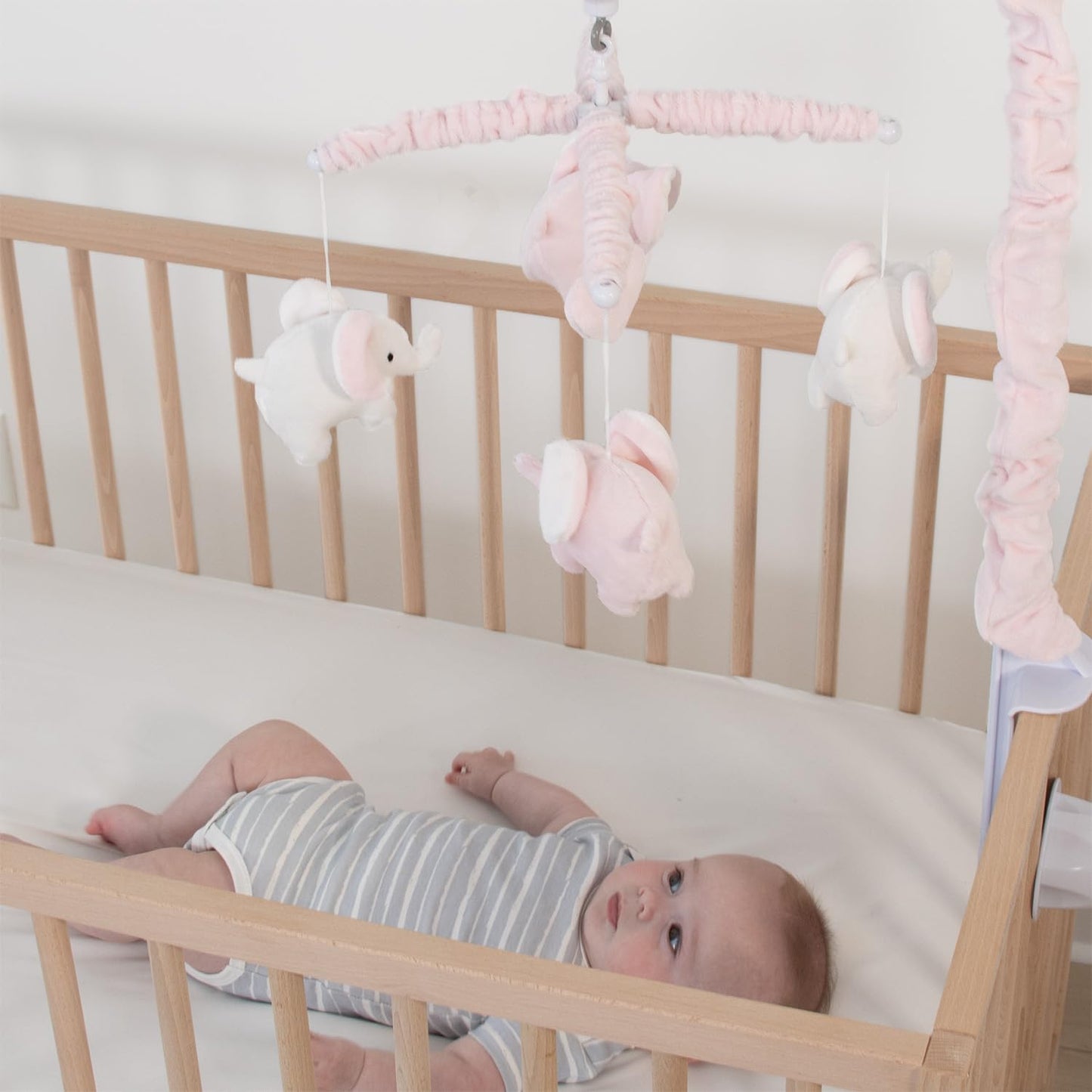 The Peanutshell Móvil de Cuna para Niñas - Móvil Musical Rosa Suave para Cuna de Bebé con 12 Canciones de Cuna, Lindo Elefante Decoración de Guardería Elefante Rosa para Bebé