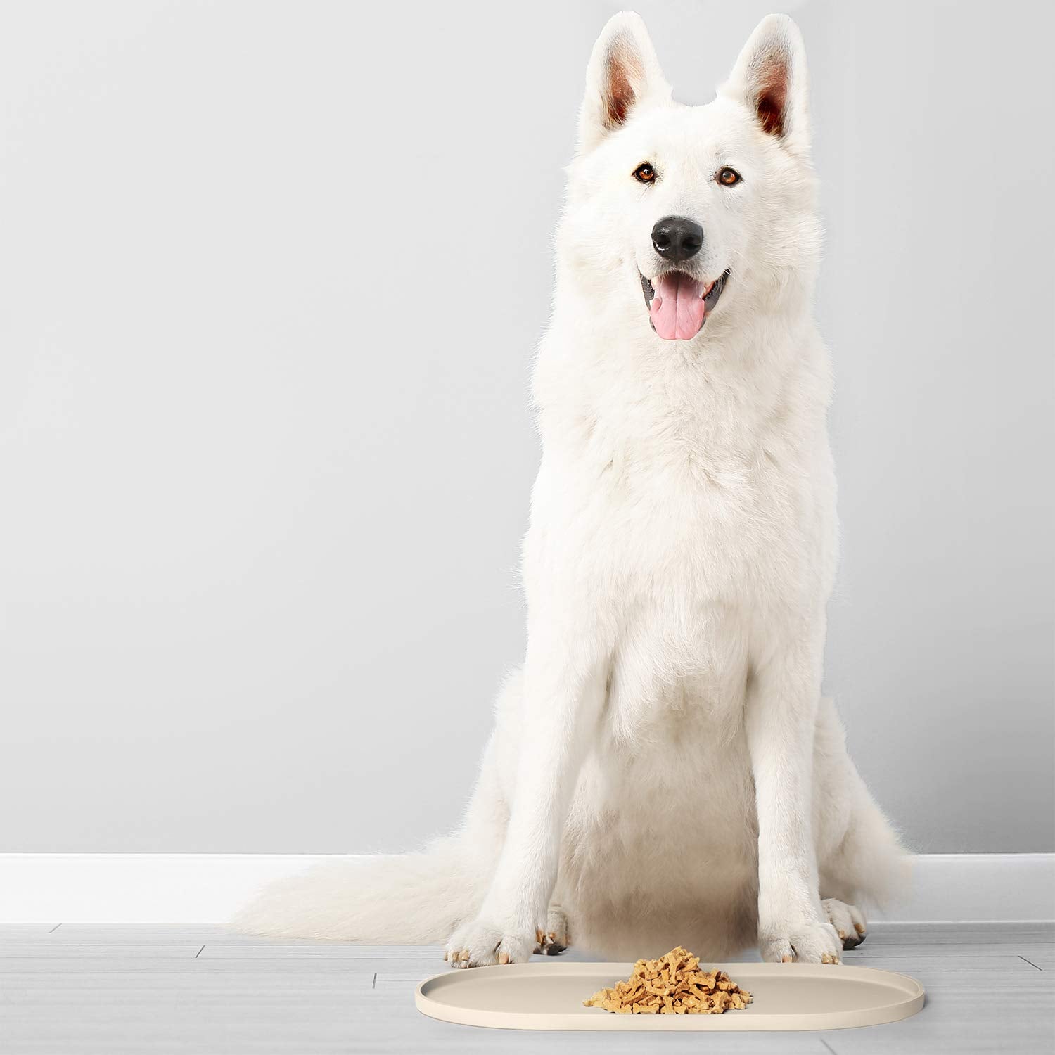 Alfombrilla de Silicona DogBuddy arena blanca antideslizante para perros pequeños