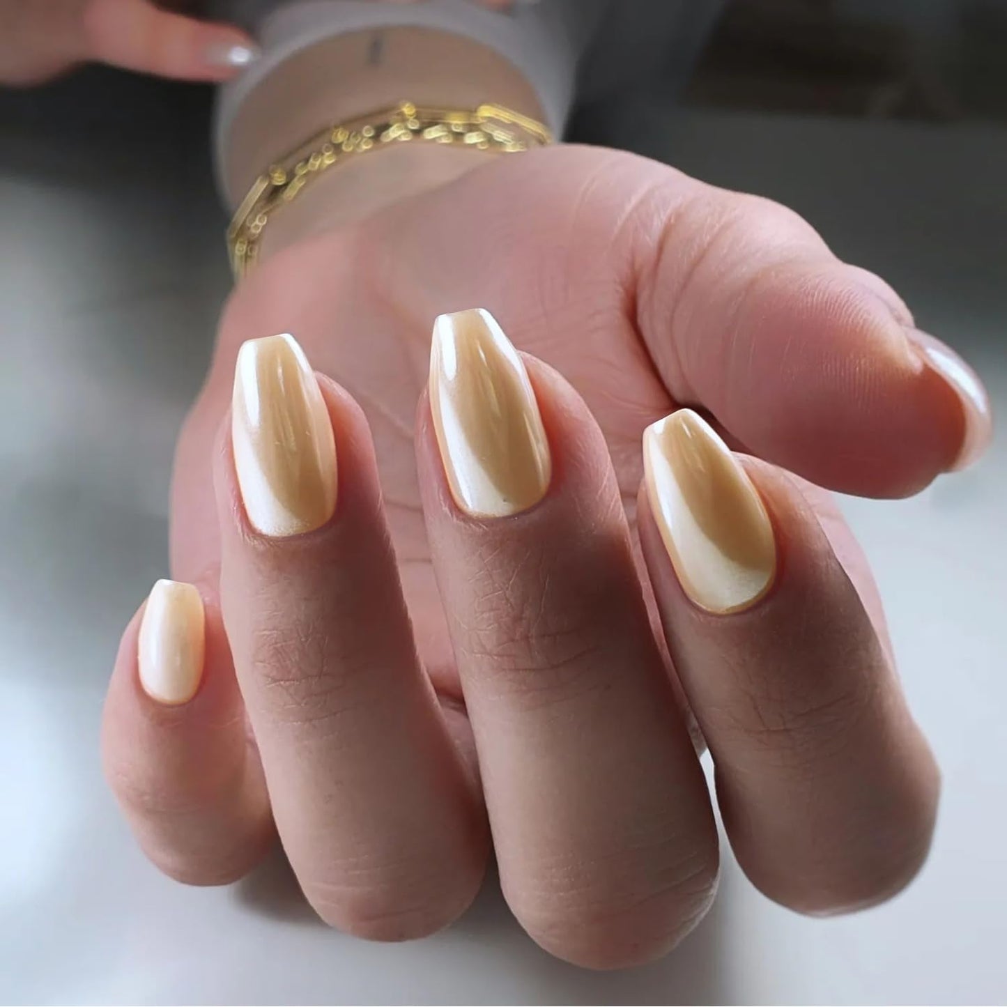 Sxvme Uñas Postizas Cuadradas Medianas Con Acabado Cromado Champán, Uñas Acrílicas Postizas Metálicas, Uñas Postizas De Metal Cromado Con Efecto Espejo, Uñas Postizas Ataúd Mediano Color Champán 0,04