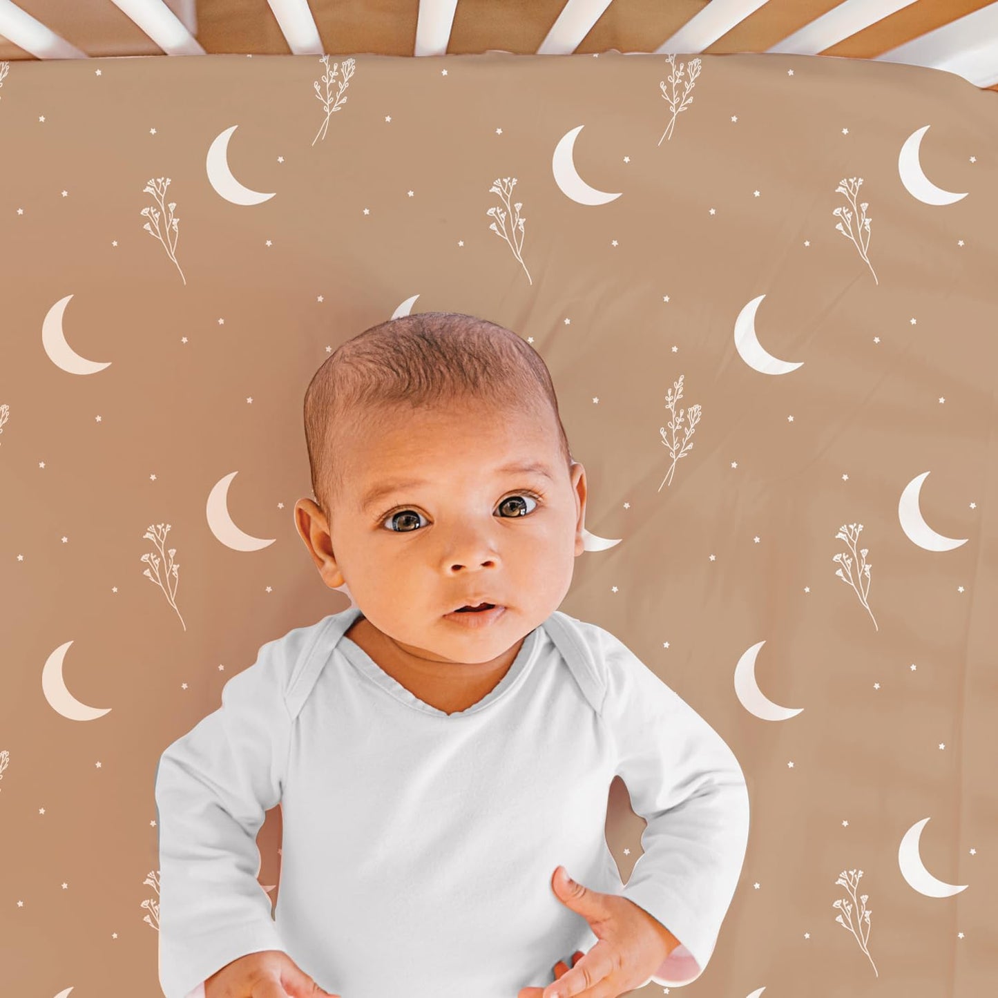 El juego de ropa de cama para cuna de 3 piezas The Peanutshell para niños y niñas - Decoración de cama de guardería para recién nacidos, bebés y niños pequeños con sábana ajustable para cuna, volante
