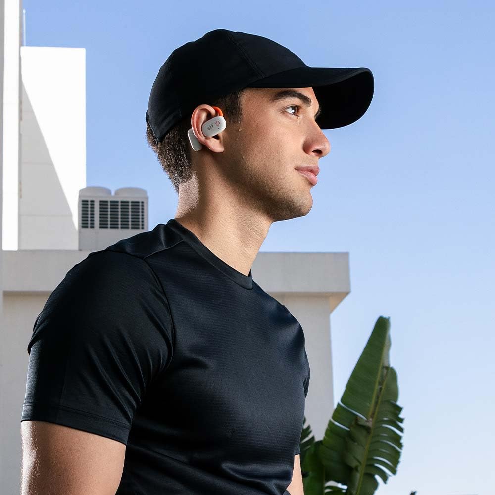 Audífonos Inalámbricos STF Luces LED Sport One Pro Resistente Chorro de Agua Audio Abierto Diseño Gancho Deportivo Batería Larga Duración