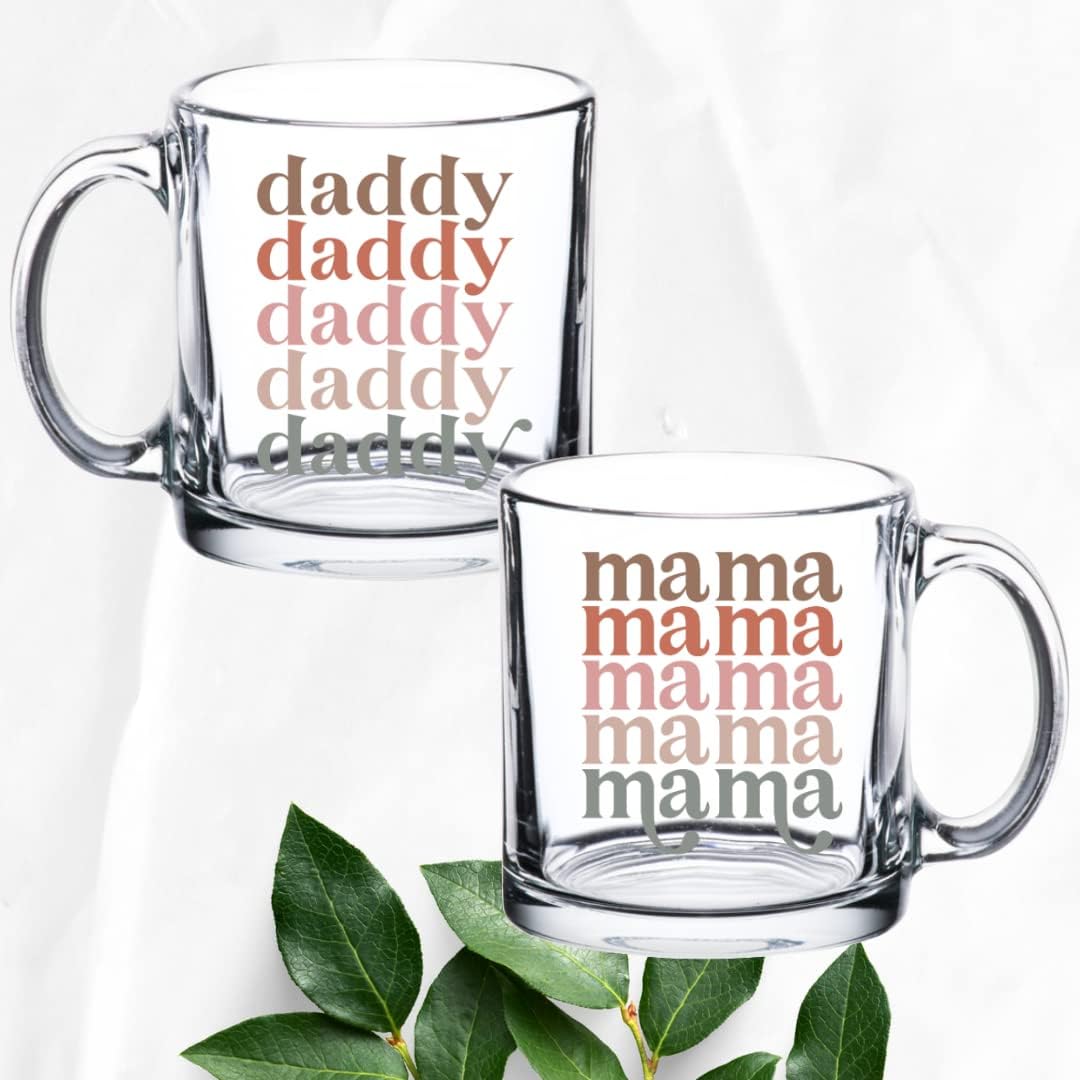 Tipit Drinkware - Juego de tazas de café de vidrio para mamá y papá, juego de regalo para nuevos padres a ser baby shower regalos para padres, tazas de mamá y papá para futuros padres