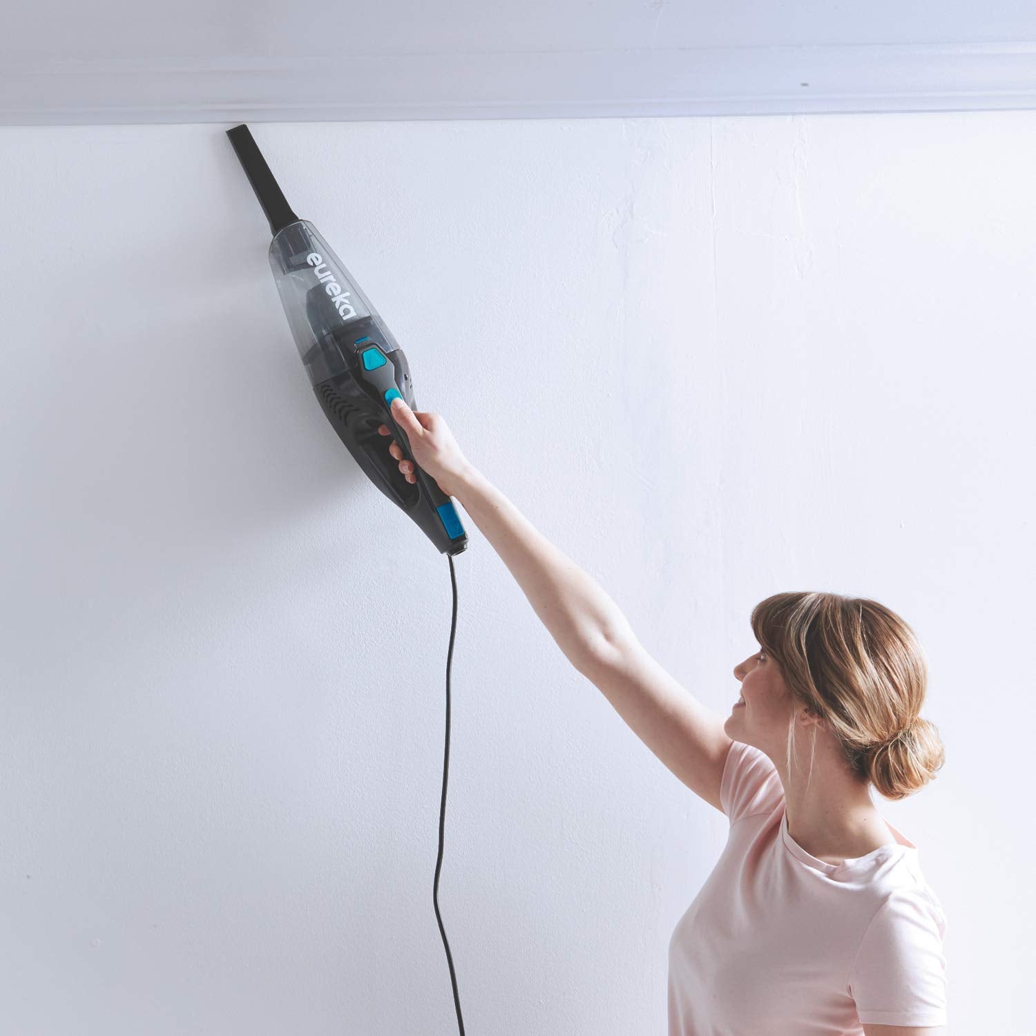 Aspiradora Stick Eureka NES215A