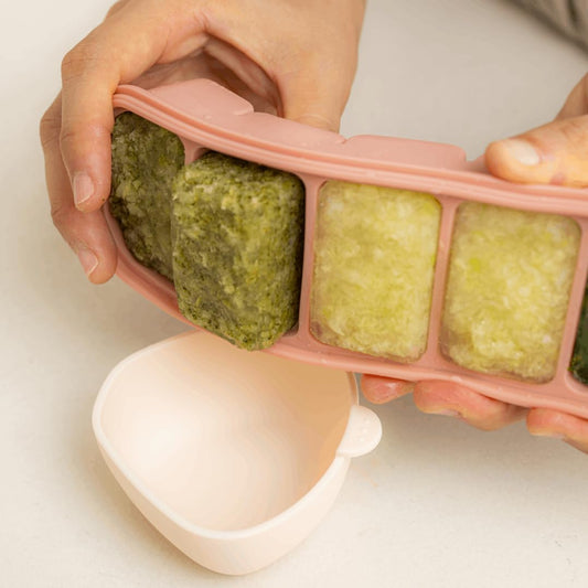 AGUARD MOMOBIN - Bandeja de silicona para congelar, fabricada en Corea, preparación de comidas, bandejas de almacenamiento de alimentos con tapas para purés, sopas, alimentos sólidos, frutas