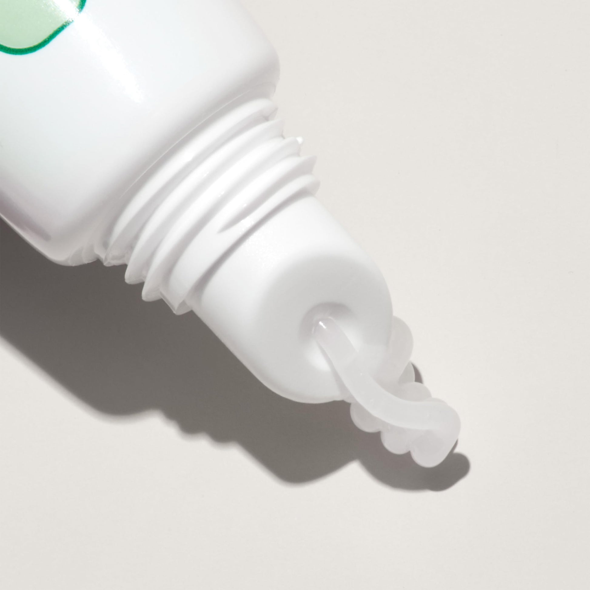 Mario Badescu Bálsamo labial hidratante original para labios secos y agrietados, infundido con aceite de coco y manteca de karité, humectante de cuidado ultra nutritivo para una sensación suave, tersa y flexible, 10 gr