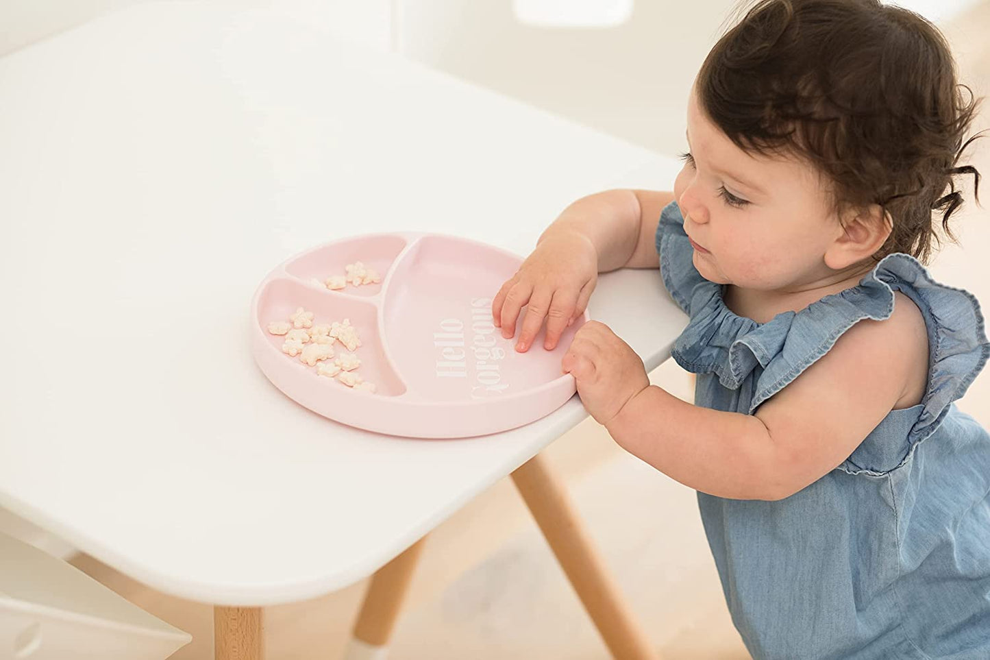 Bella Tunno Wonder - Placas de succión de silicona para bebés, niños pequeños y niños, ideales para destete LED de bebé, sin BPA, artículos imprescindibles para niños y bebés, 3 secciones (Hola