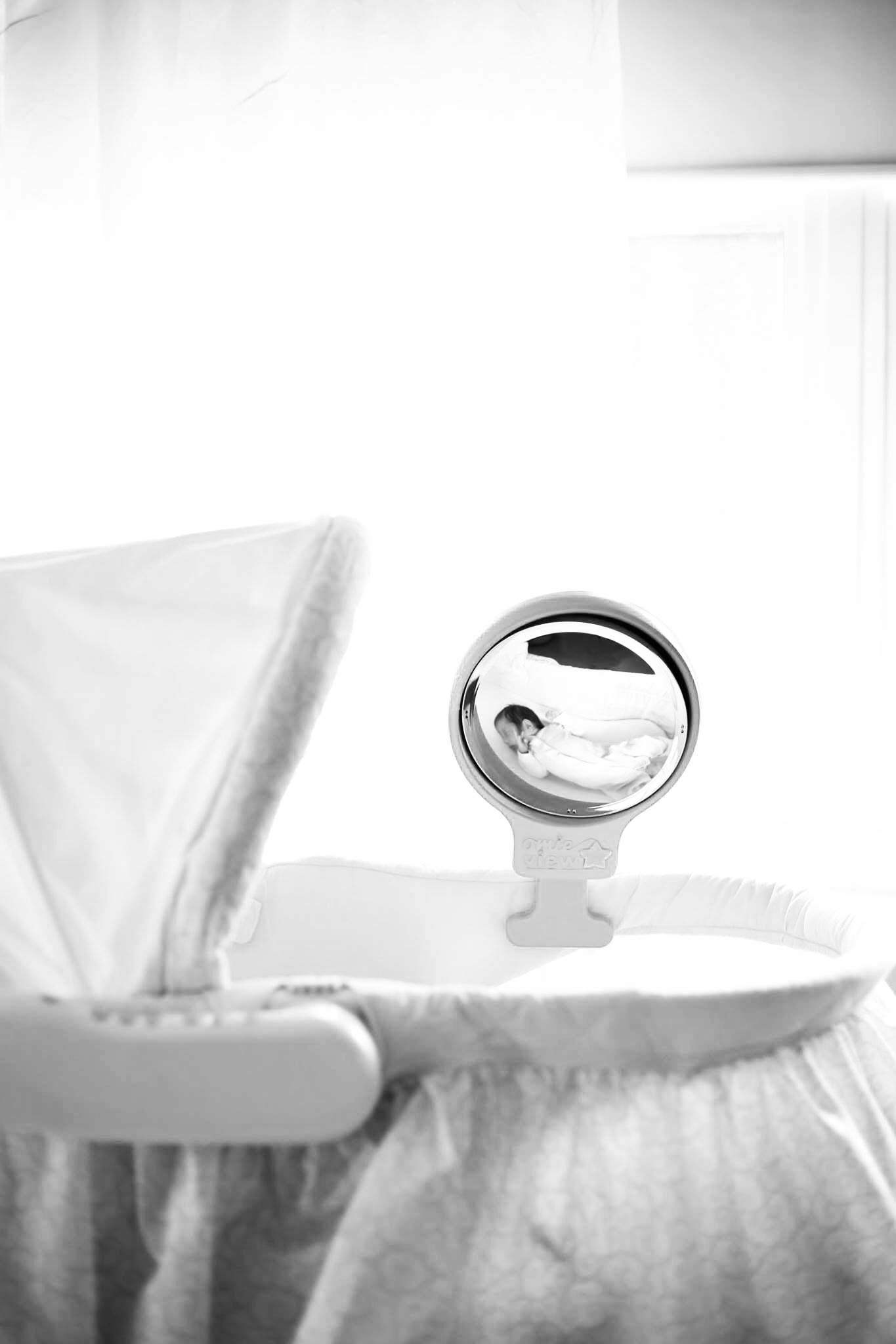Omie View Espejo con clip con control remoto y luz LED para monitoreo de bebés Uso con moisés o cuna
