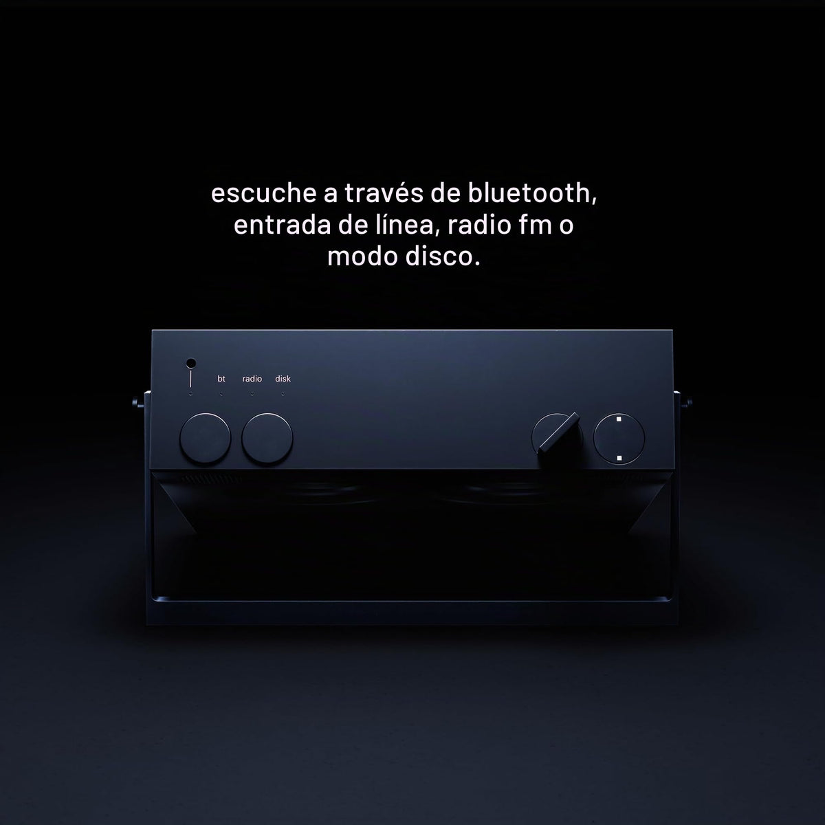 Altavoz Estéreo Inalámbrico Bluetooth Teenage Engineering Negro con Radio FM y Batería de 72 Horas
