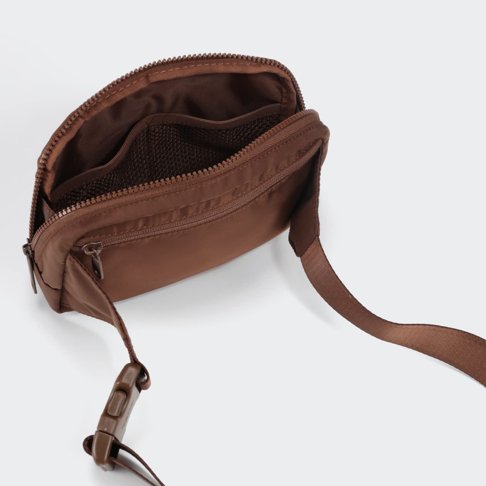 Riñonera Pander Coca Mocha Grande Impermeable con Correa Ajustable para Mujer y Hombre