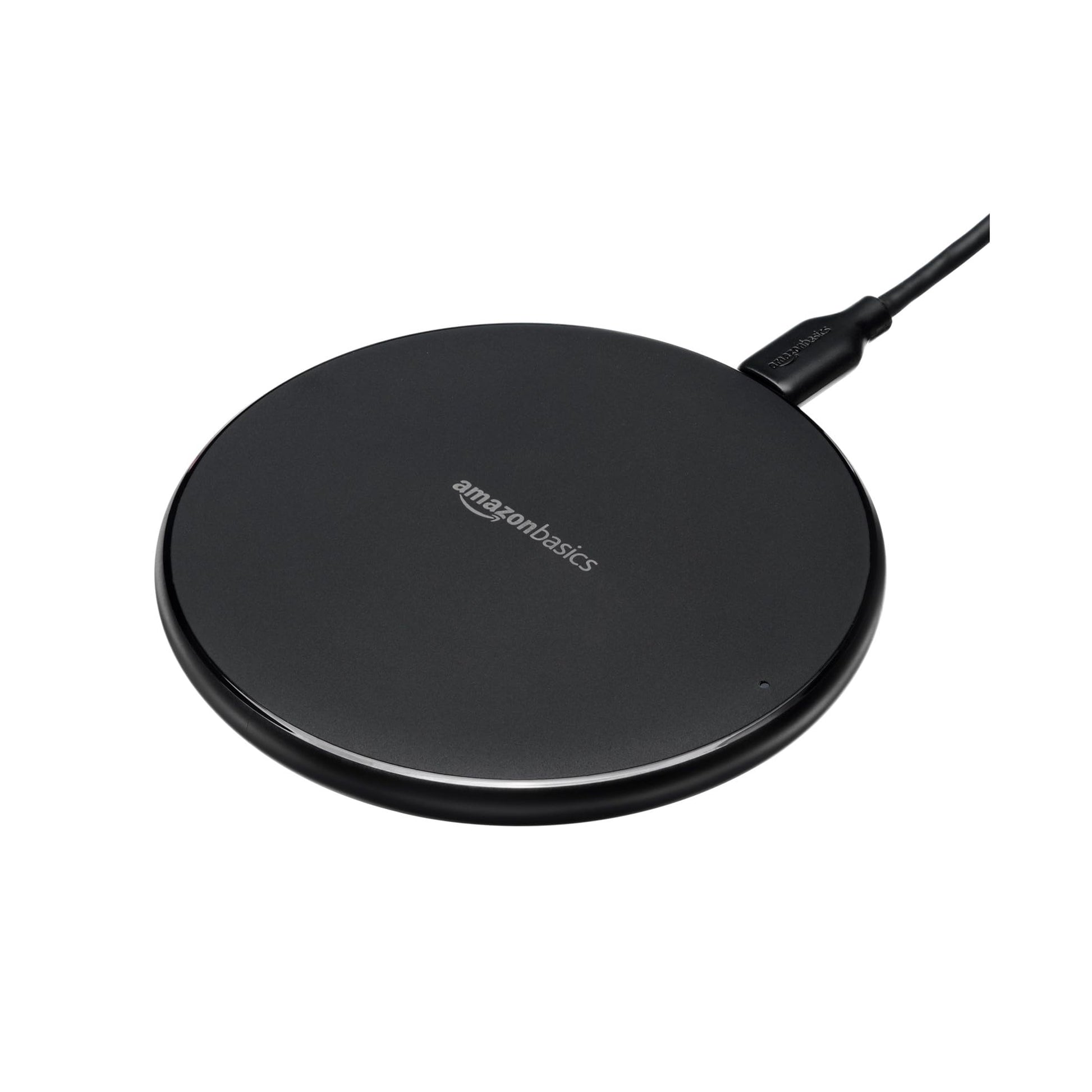 Amazon Basics - Almohadilla de carga inalámbrica con certificación Qi de 15 W (sin adaptador de CA)