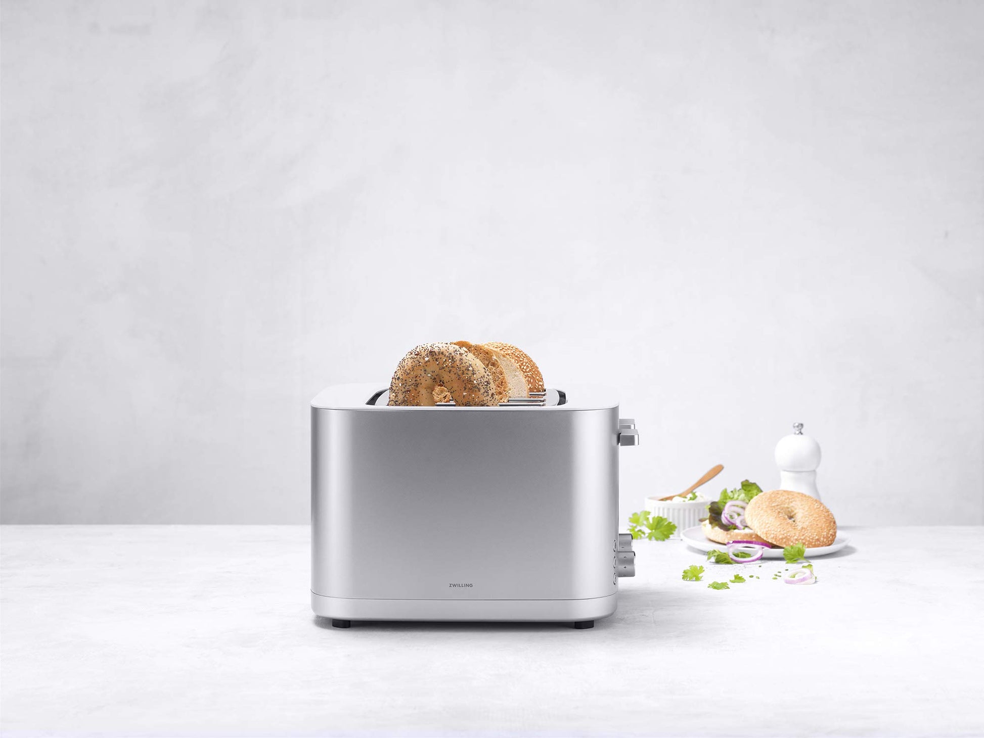 ZWILLING Enfinigy tostador de 4 rebanadas con ranuras extra anchas de 1.5 pulgadas para bagels, 7 ajustes de tostada, incluso tostado, recalentar, cancelar, descongelar, plata