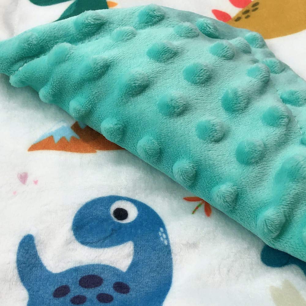 BUTTZO - Cobija para niños y niñas pequeños, bebés, recién nacidos de doble capa, suave, de felpa con respaldo punteado; regalo para baby shower (diseño de dinosaurio verde, de 30 x 40 pulgadas)