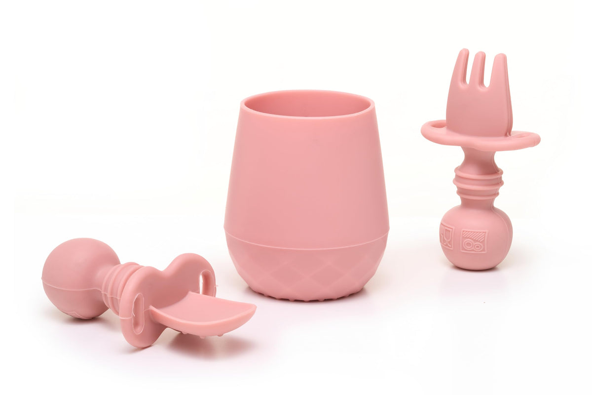 Tooshka - Juego de utensilios para bebés y tazas pequeñas, fácil alimentación para niños pequeños de 6 meses de edad, cubiertos de silicona sin BPA, esencial para destete LED para bebés (rosa sucia)
