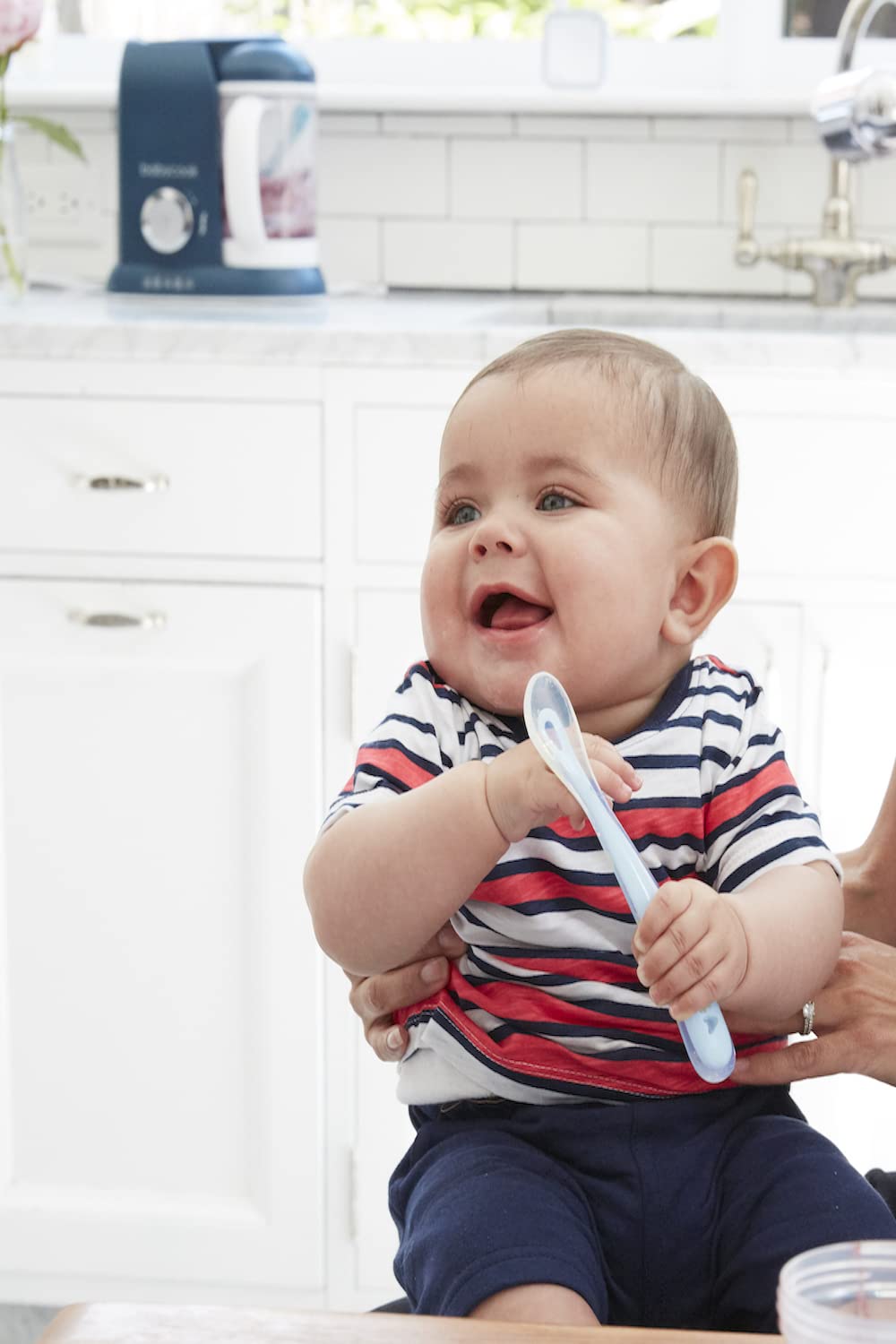 BEABA Juego de cucharas de alimentación para bebés de primera etapa, las cucharas de silicona de punta suave originales para bebés, sin ftalato de plomo BPA y sin plástico, gran juego de regalo (paquete de 4), nube