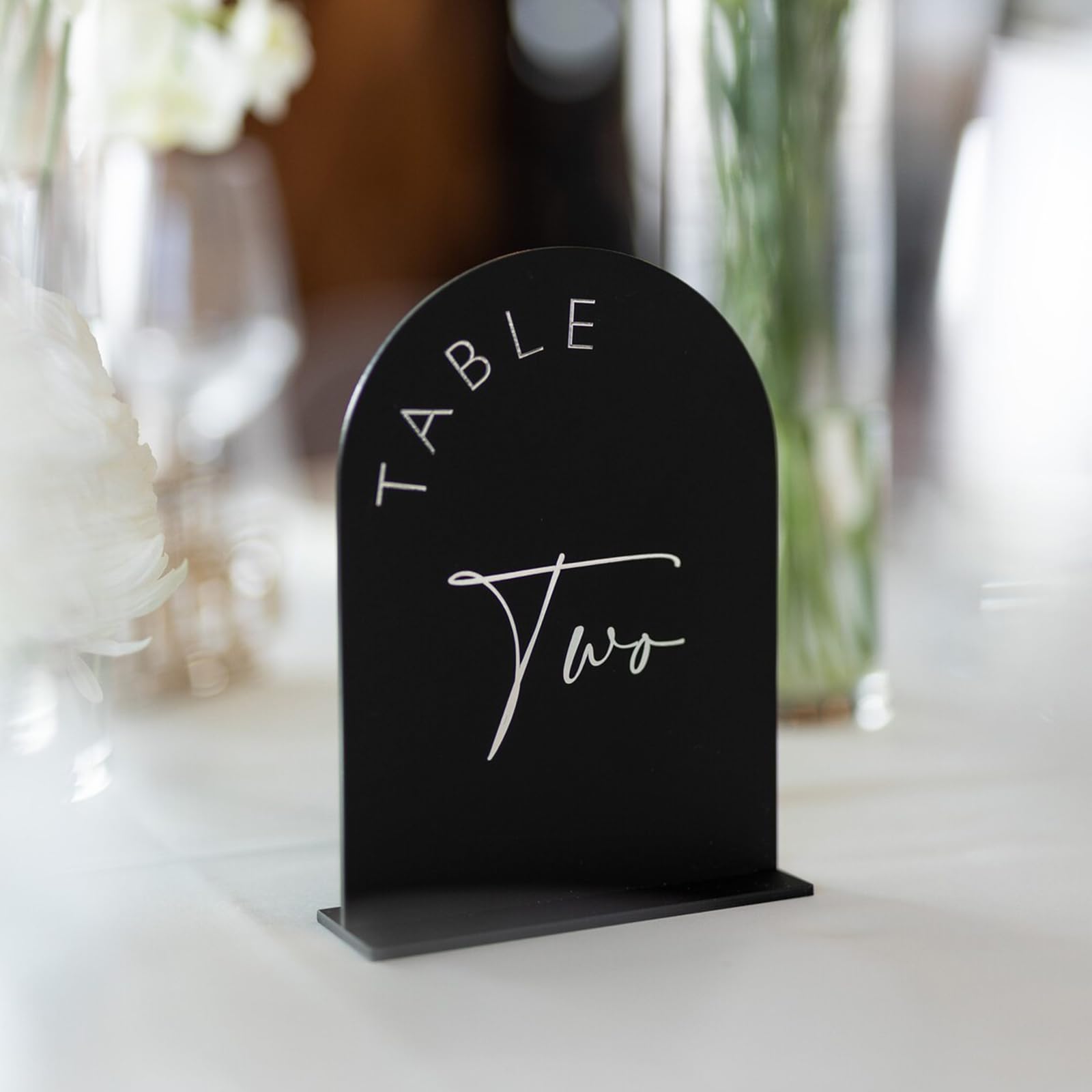 Números de Mesa de Boda de Arco Negro con Soportes de Acrílico 5x7 Pulgadas