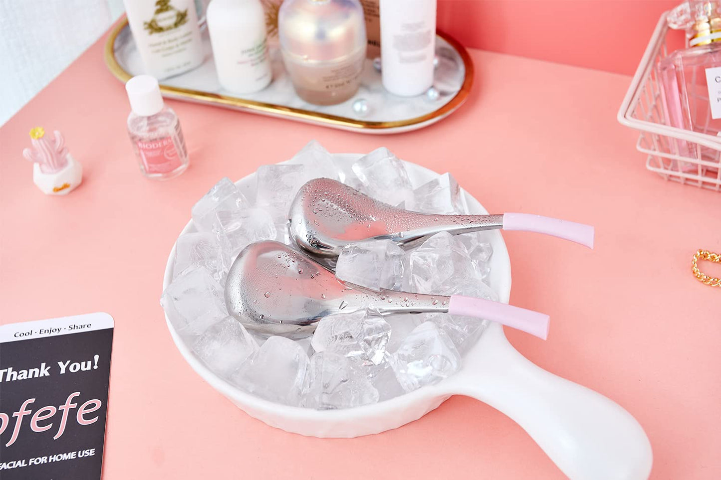 Cryo Sticks - Herramientas de belleza para el cuidado de la piel facial, bolas de hielo de acero inoxidable y rodillo facial para hinchazón, arrugas y círculos oscuros