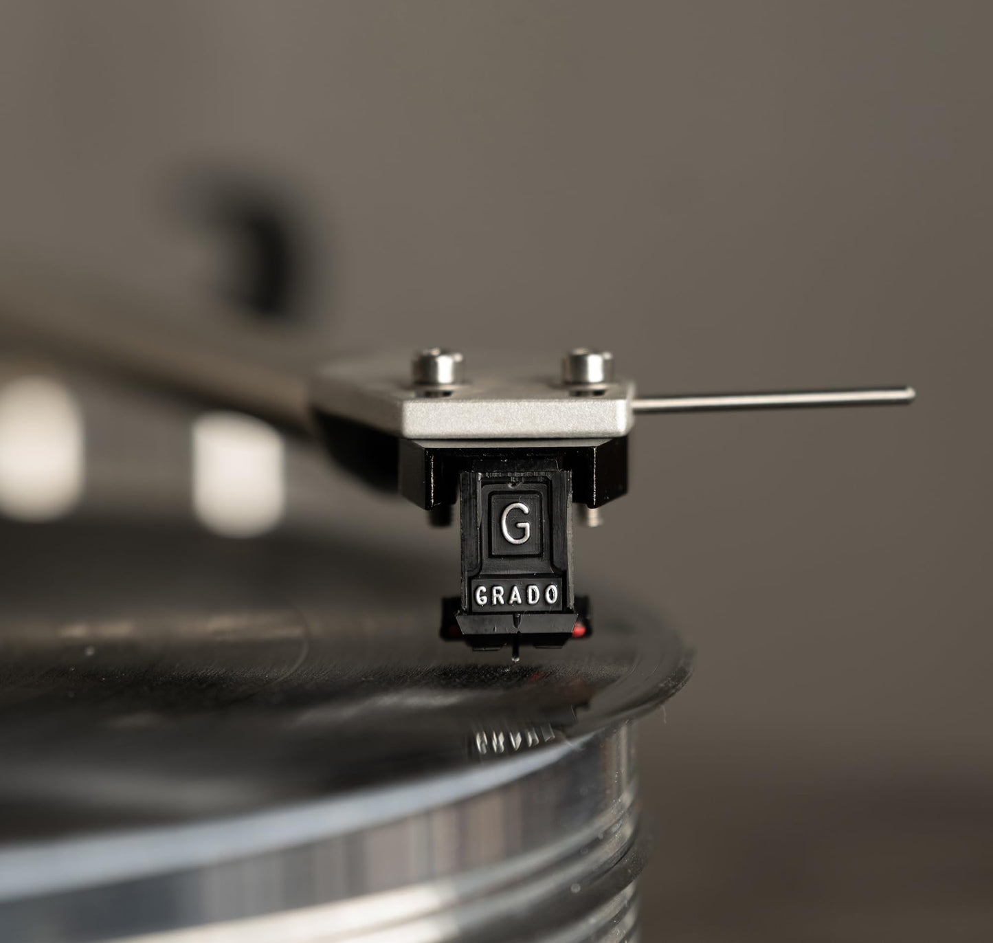 Grado Prestige Green4 Phono - Cartucho de montaje estándar (1/2 pulgadas), hierro móvil de alto rendimiento (MI), lápiz capacitivo reemplazable, cartucho giratorio