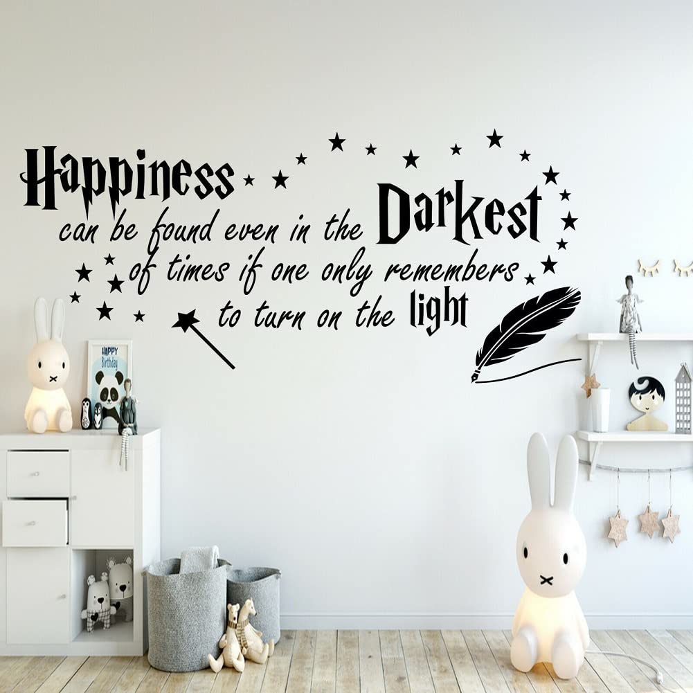 Quote Happiness can be Found Even in The Darkest Wall Calcomanía decorativa para habitación de los niños