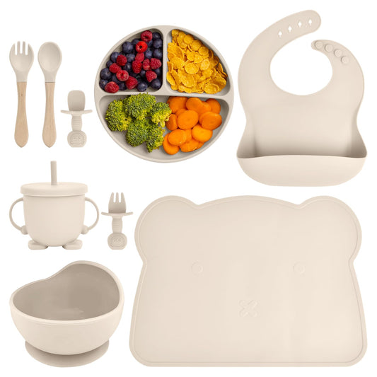 KAREN Platos para bebe silicon,9 Pcs Vajilla para niños de Silicona de Grado Alimenticio, Sin BPA,con pajitas, Cubierta de merienda,Cucharas y tenedores,baberos,Fácil de limpiar (Blanco)