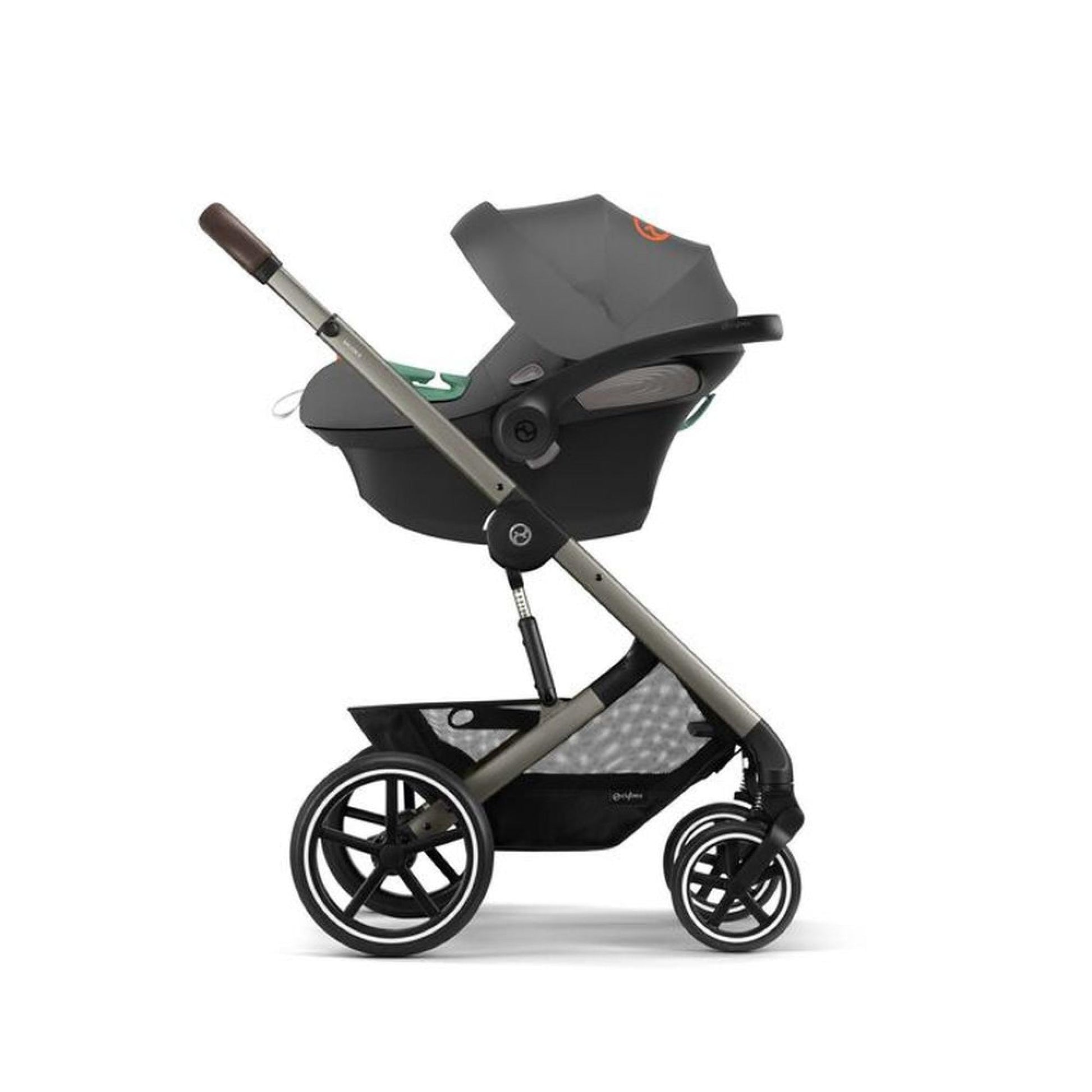 CYBEX Balios S Lux Carriola. Color Lava Grey (Silver Frame)